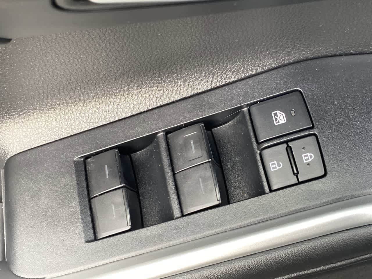 Thumbnail: 2025 Toyota Highlander - 13