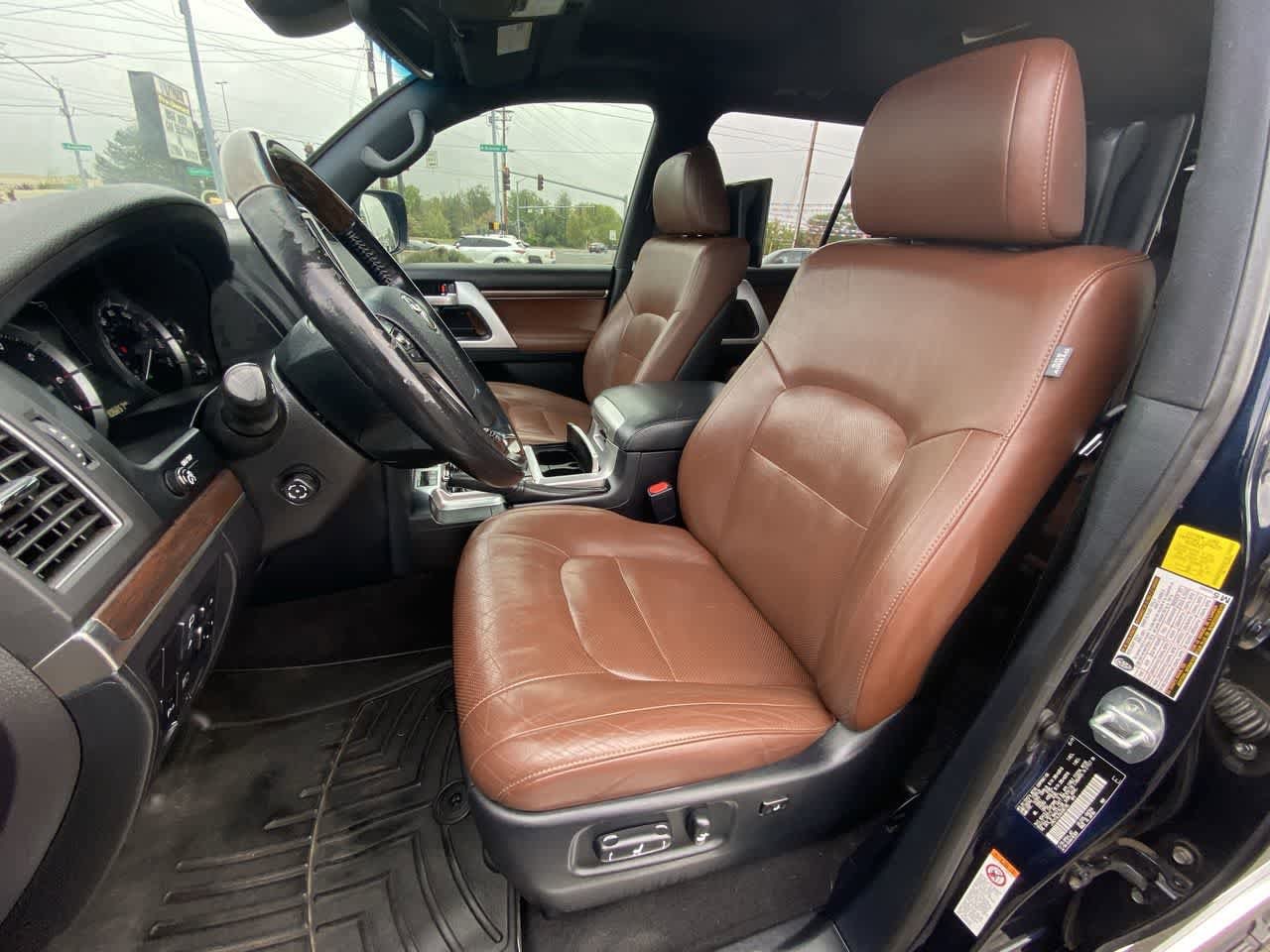 Thumbnail: 2019 Toyota Land Cruiser - 11