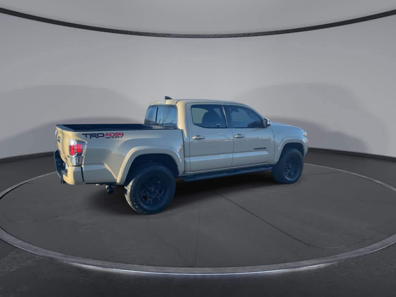 Thumbnail: 2020 Toyota Tacoma - 8