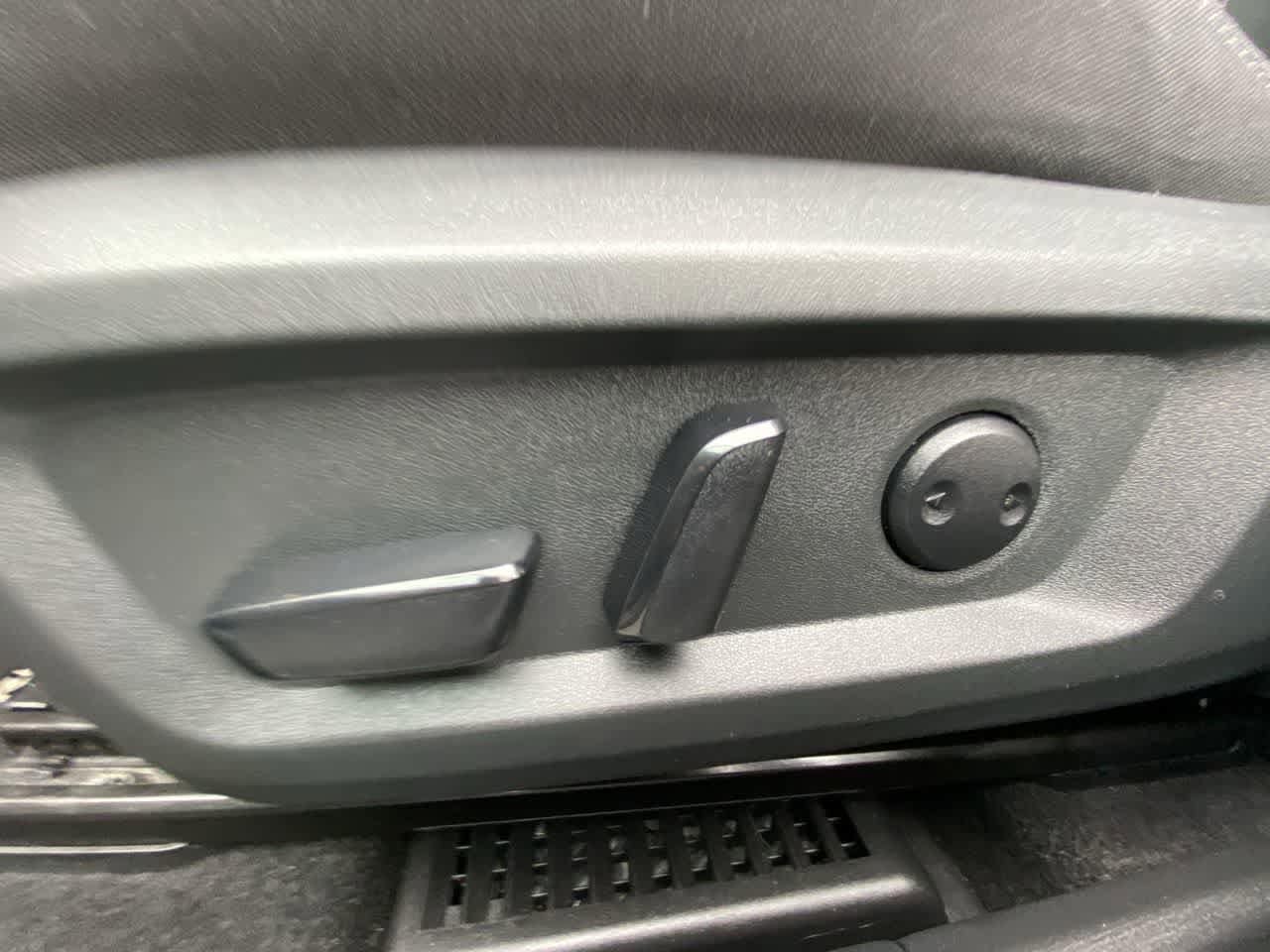 Thumbnail: 2023 Nissan Rogue - 12