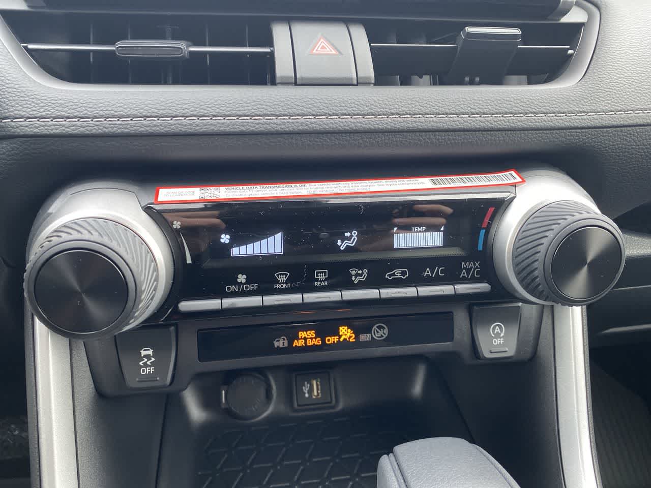 Thumbnail: 2025 Toyota RAV4 - 18