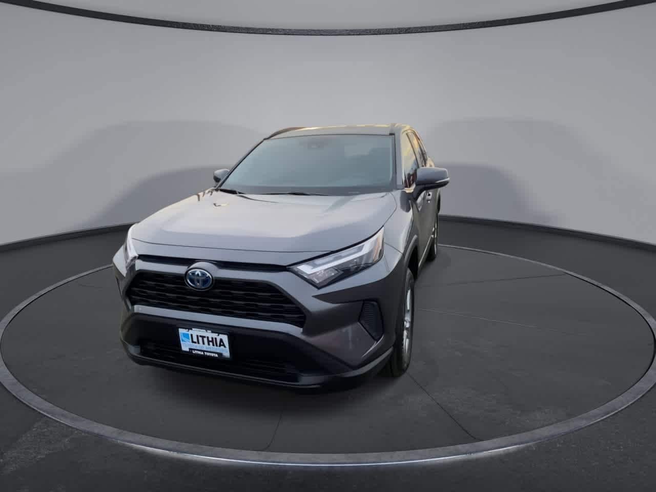 Thumbnail: 2022 Toyota RAV4 - 3