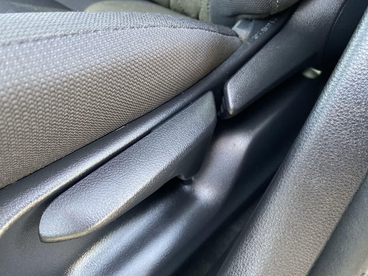 Thumbnail: 2025 Toyota Corolla - 12