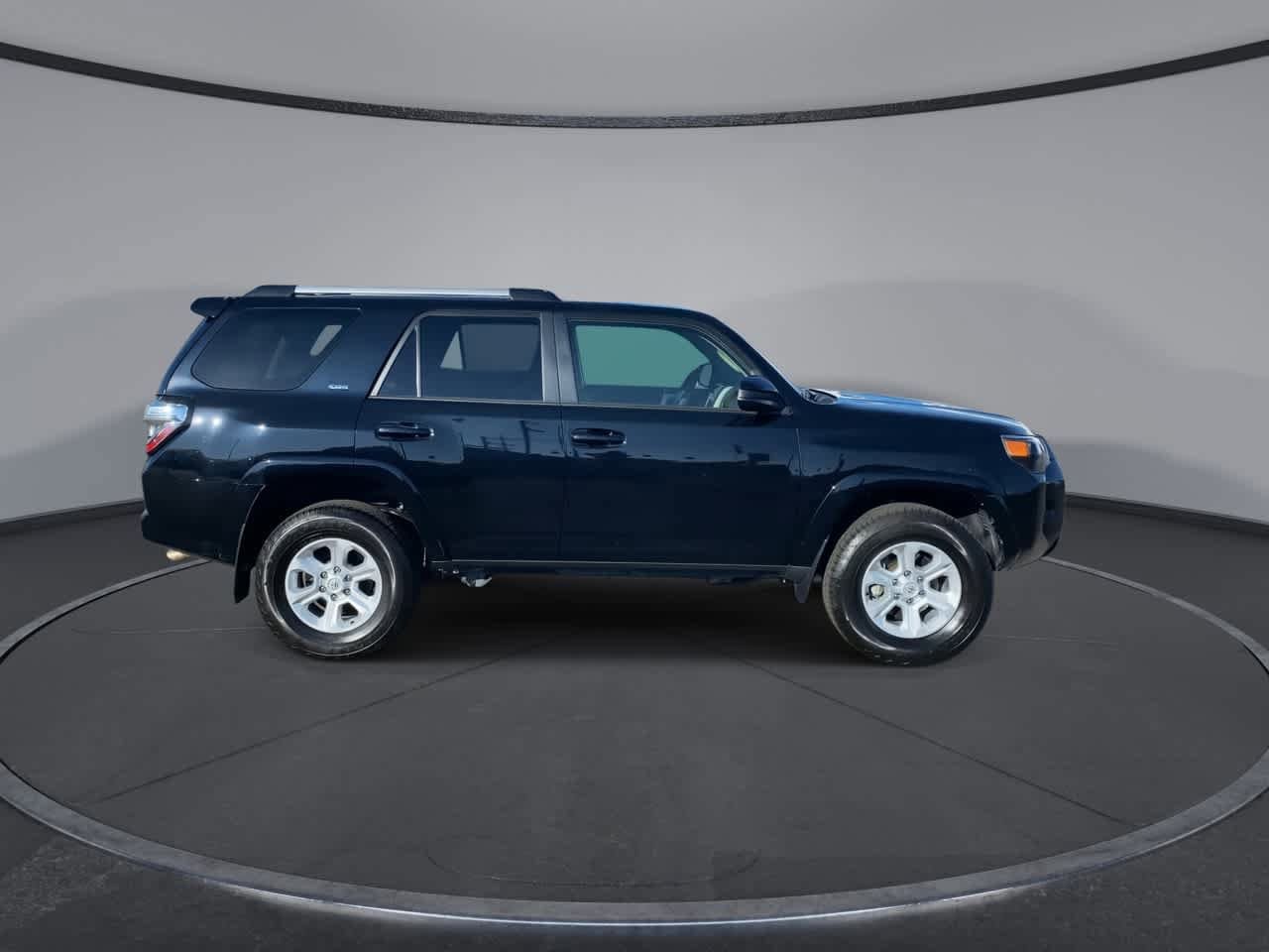 Thumbnail: 2023 Toyota 4Runner - 9