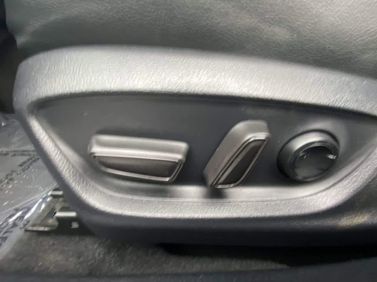 Thumbnail: 2024 Toyota Camry - 12