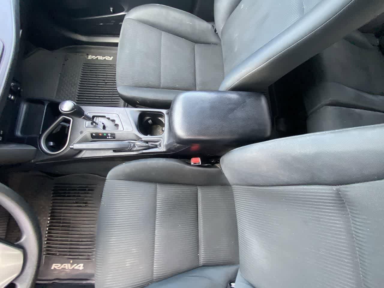 Thumbnail: 2016 Toyota RAV4 - 20