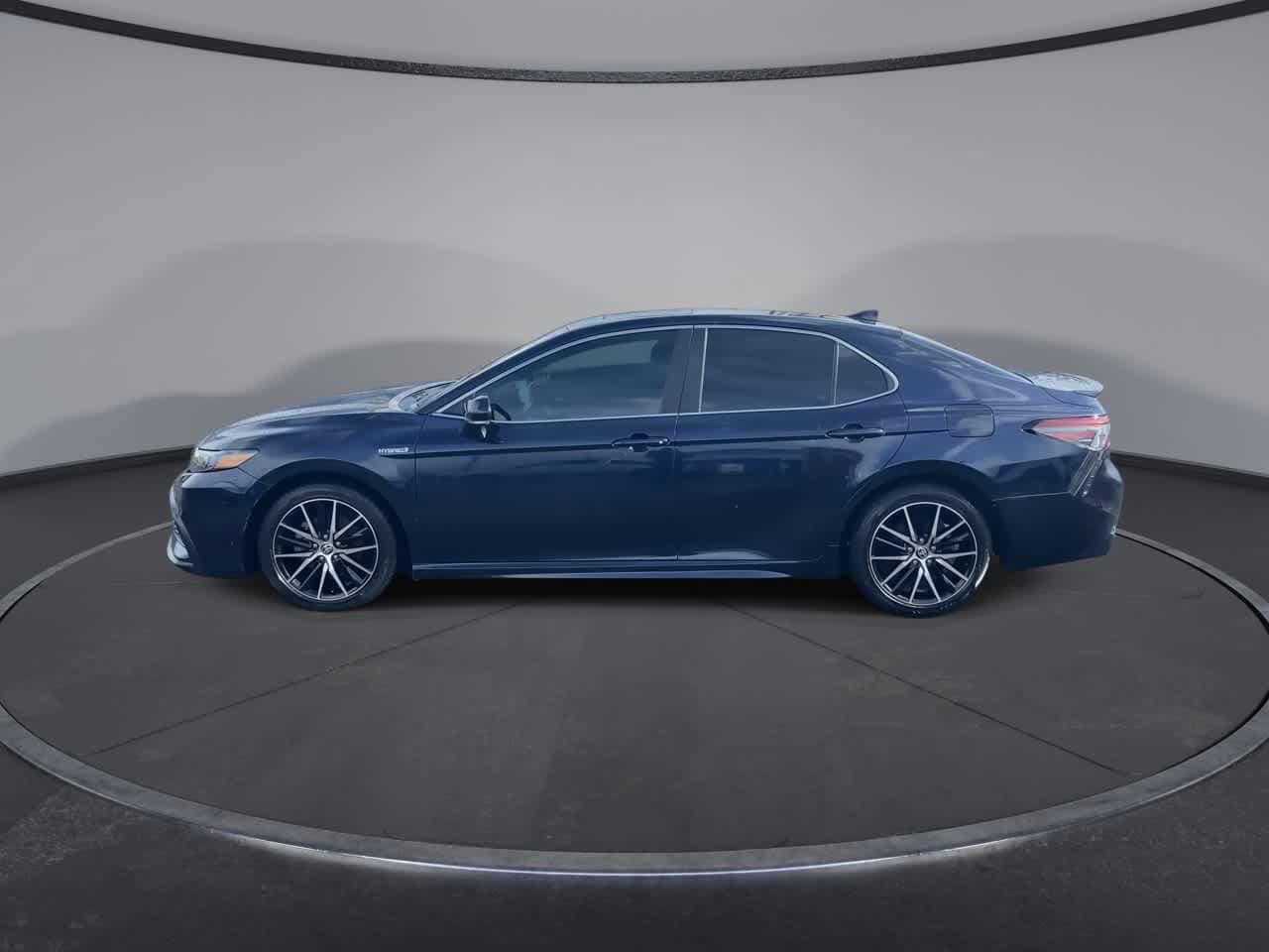 Thumbnail: 2021 Toyota Camry - 5