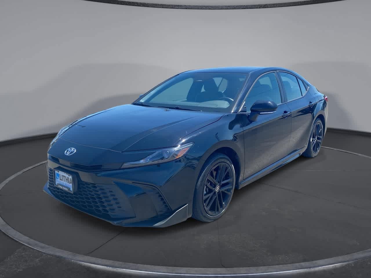 2025 Toyota Camry SE AWD Hybrid's photo