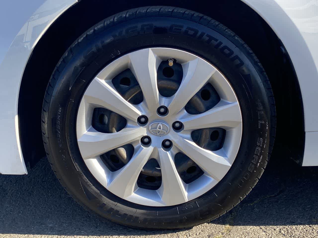 Thumbnail: 2020 Toyota Corolla - 10