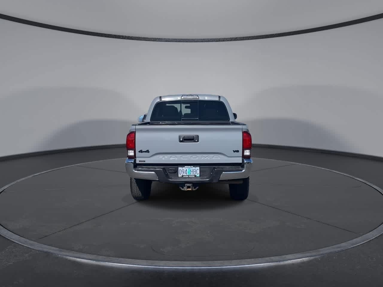 Thumbnail: 2019 Toyota Tacoma - 7