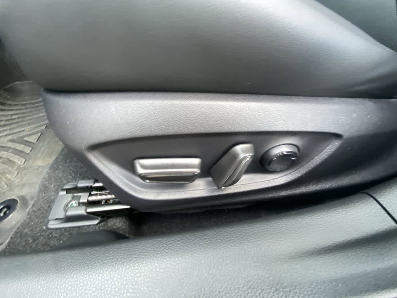 Thumbnail: 2025 Toyota Prius - 12