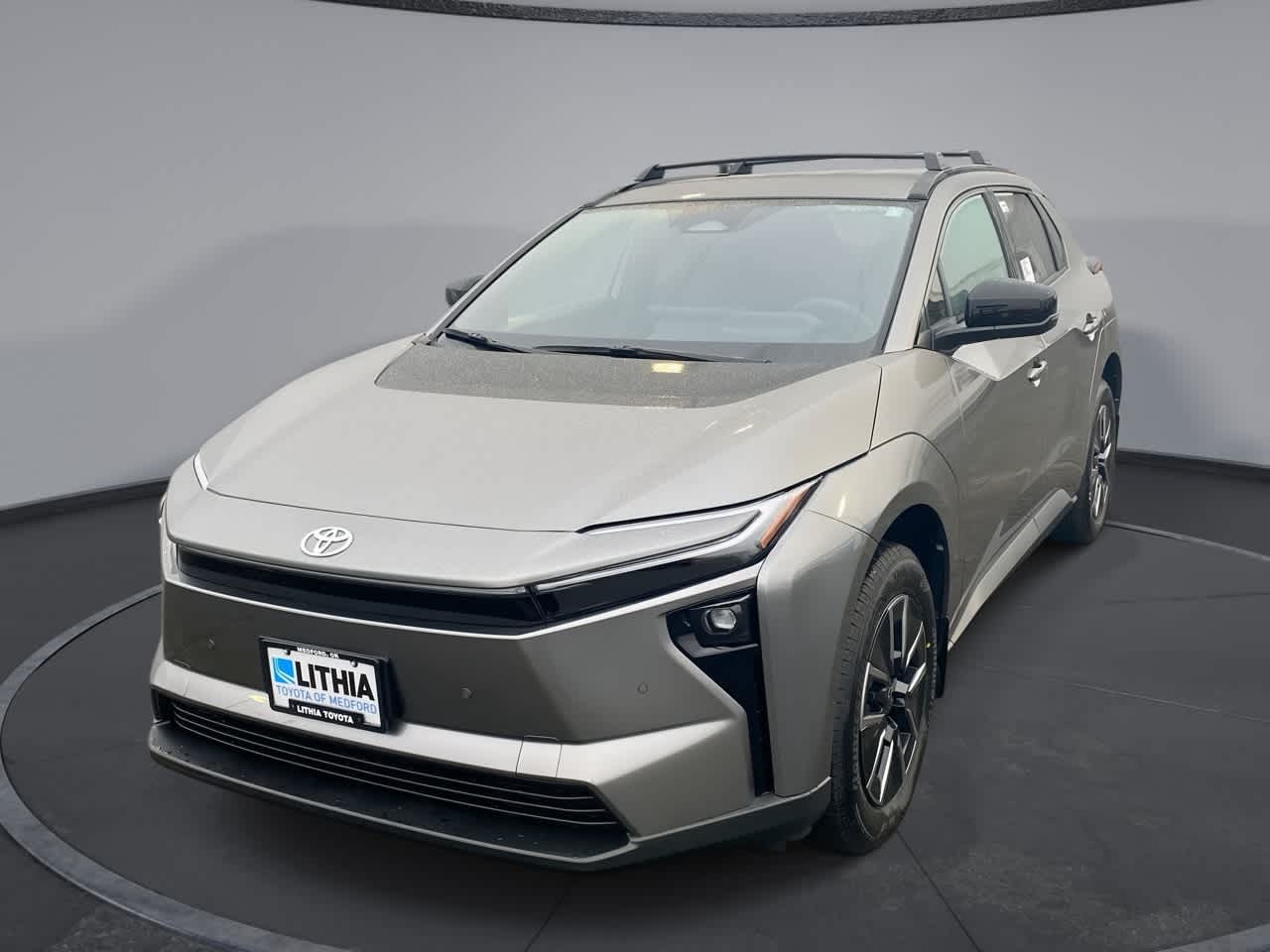 2026 Toyota bZ XLE's photo