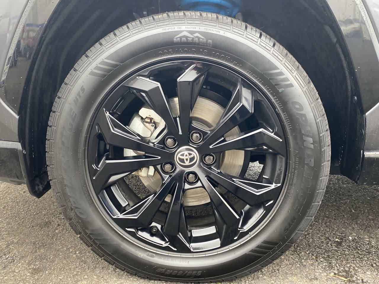 Thumbnail: 2024 Toyota RAV4 - 10