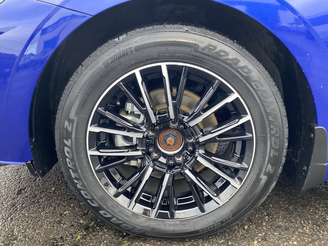 Thumbnail: 2023 Hyundai Elantra - 10