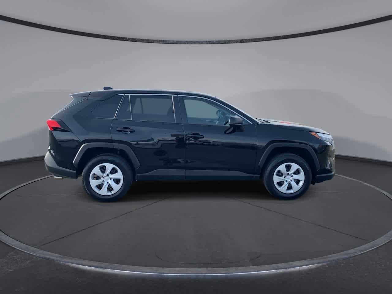 Thumbnail: 2024 Toyota RAV4 - 9