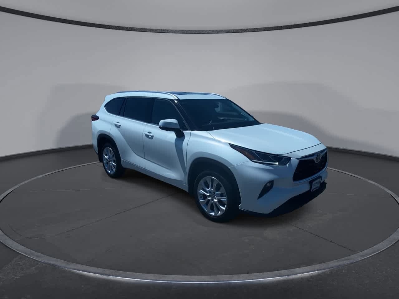 2023 Toyota Highlander Limited photo 2