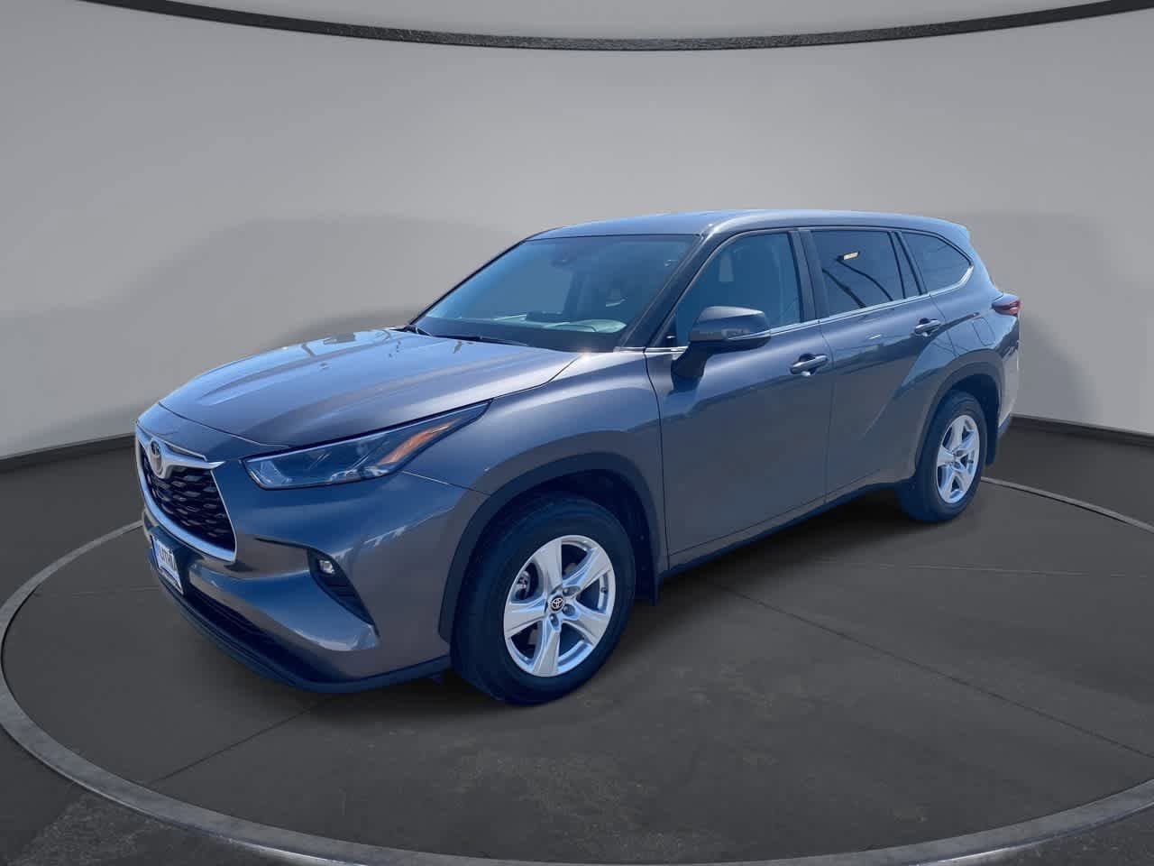 2024 Toyota Highlander LE AWD's photo