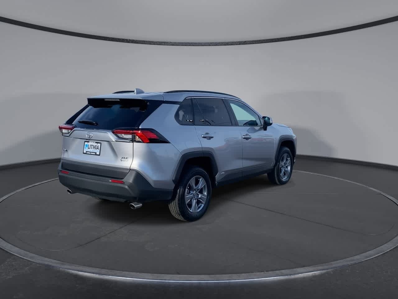 Thumbnail: 2025 Toyota RAV4 - 8