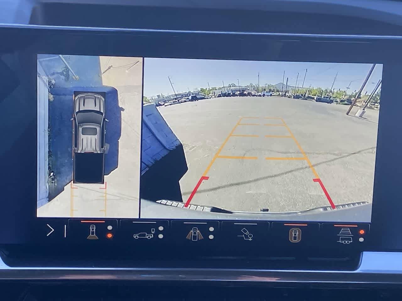 Thumbnail: 2025 Chevrolet Silverado 1500 - 17