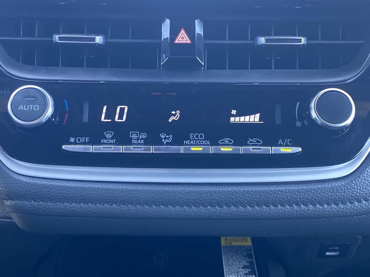 Thumbnail: 2024 Toyota Corolla - 18
