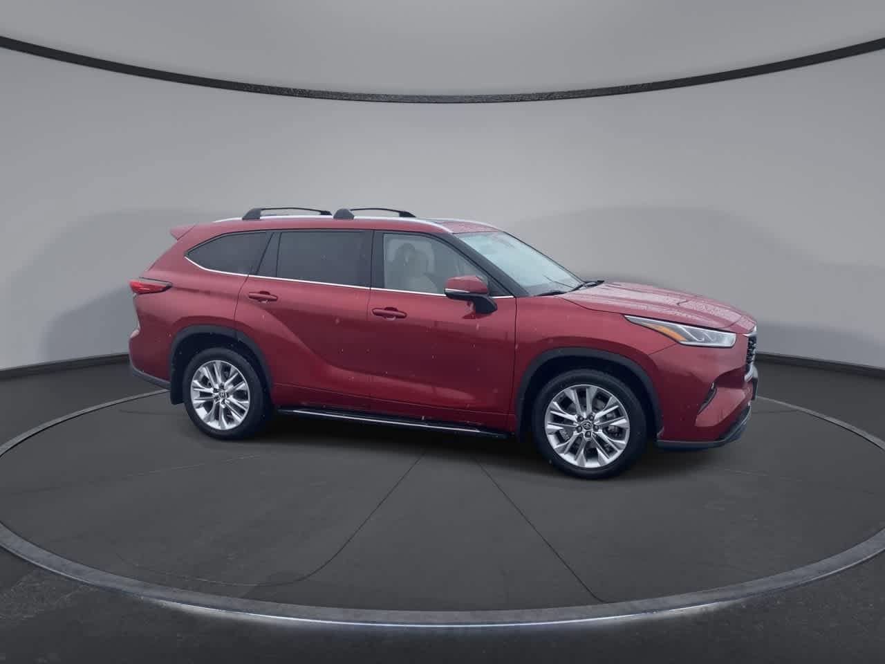 Thumbnail: 2023 Toyota Highlander - 2