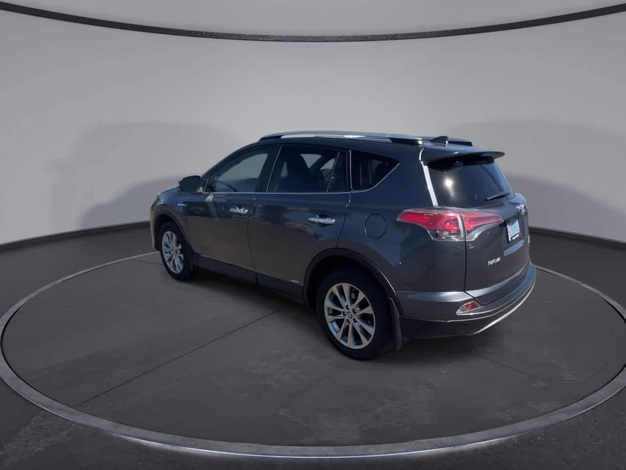 Thumbnail: 2016 Toyota RAV4 - 6