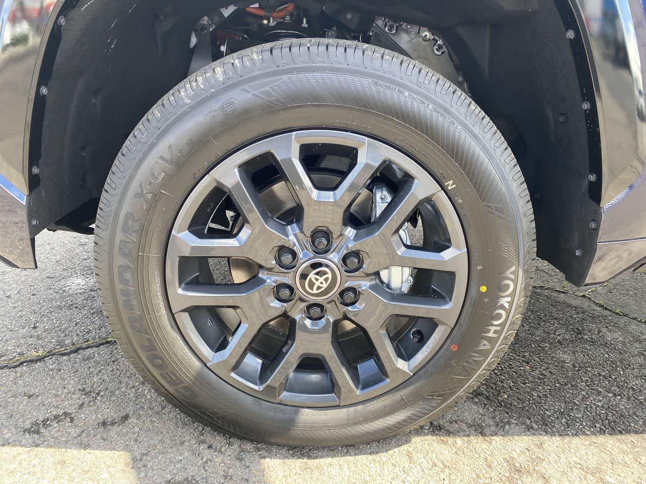 Thumbnail: 2025 Toyota Tundra - 10