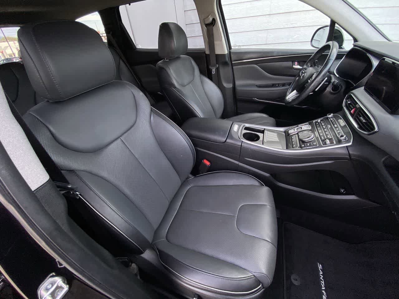 Thumbnail: 2023 Hyundai Santa Fe - 25