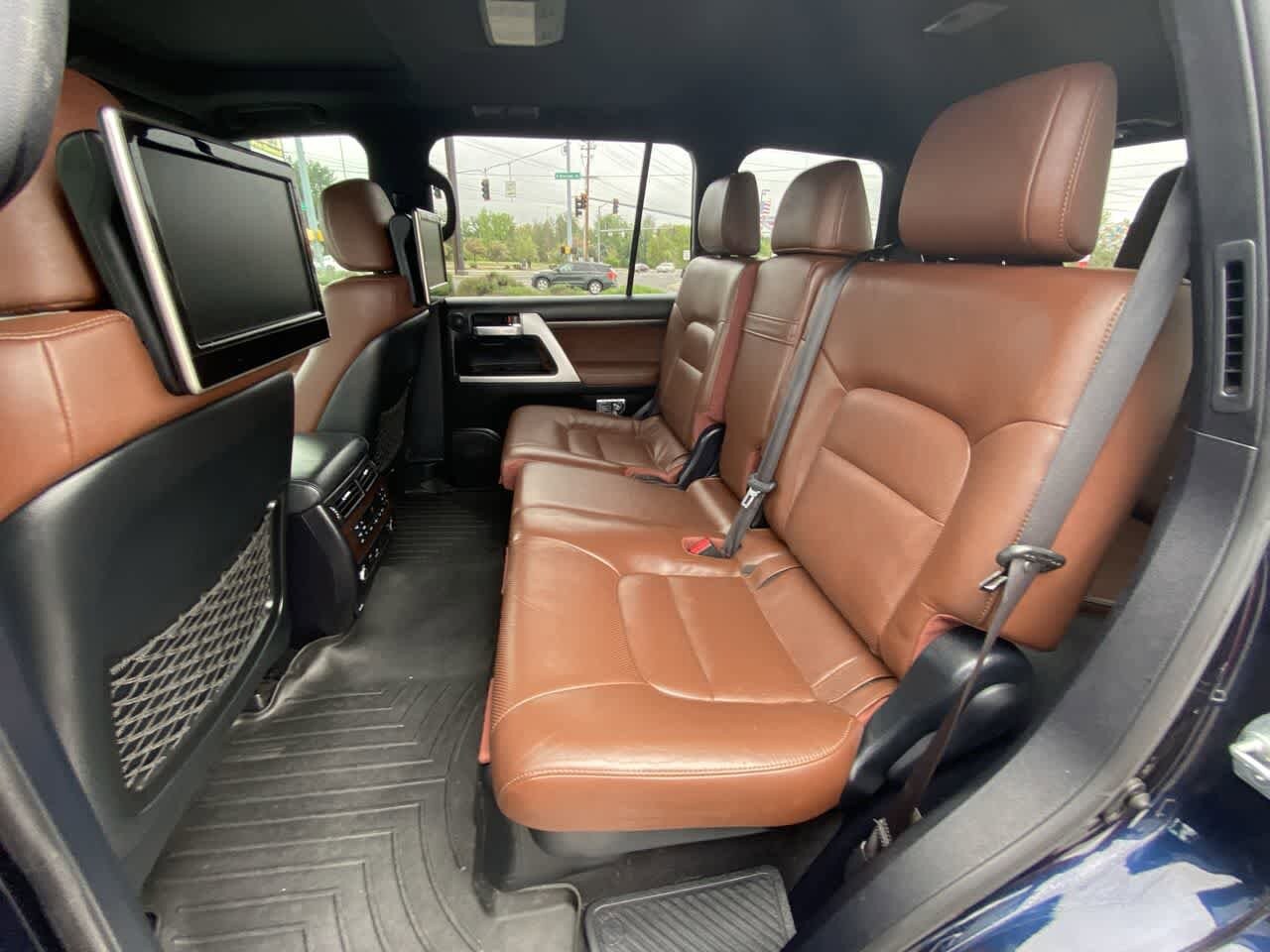 Thumbnail: 2019 Toyota Land Cruiser - 23