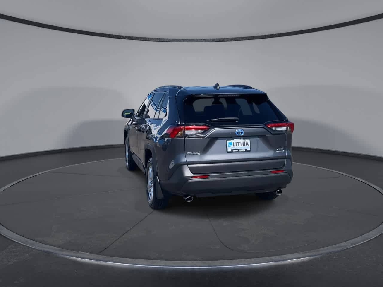 Thumbnail: 2021 Toyota RAV4 - 7