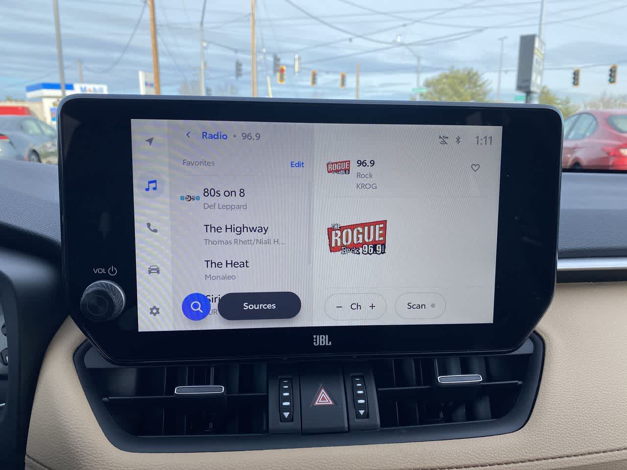 Thumbnail: 2025 Toyota RAV4 - 16