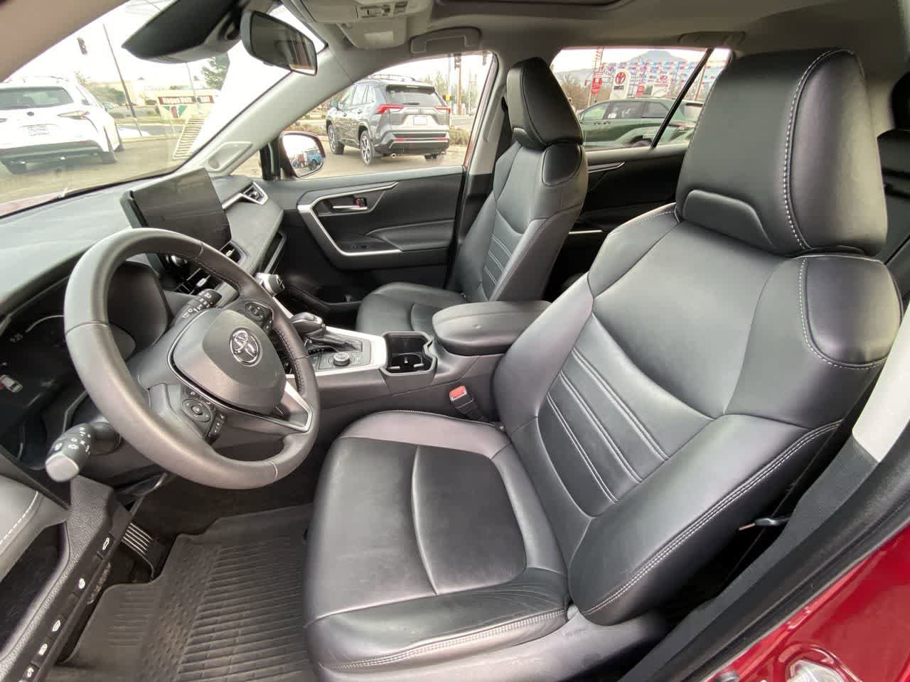 Thumbnail: 2024 Toyota RAV4 - 11