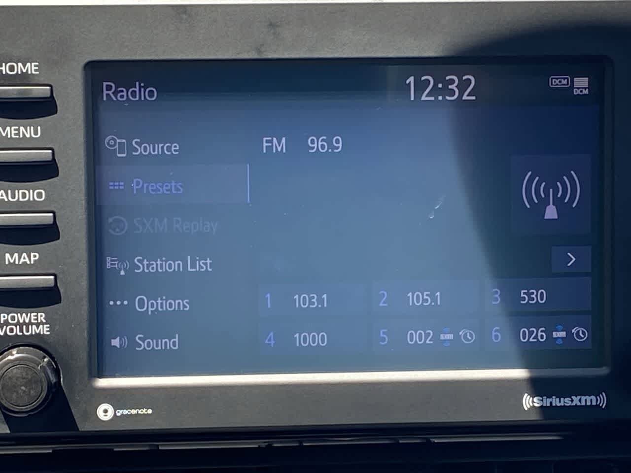 Thumbnail: 2021 Toyota RAV4 - 16