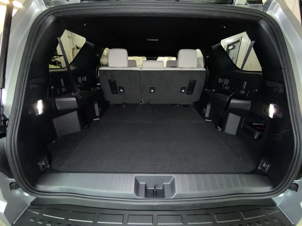 Thumbnail: 2025 Toyota 4Runner - 23