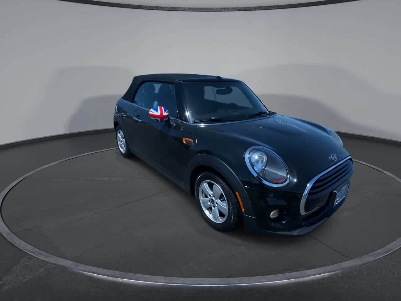 Used 2019 MINI Convertible Base with VIN WMWWG5C5XK3F79123 for sale in Medford, OR