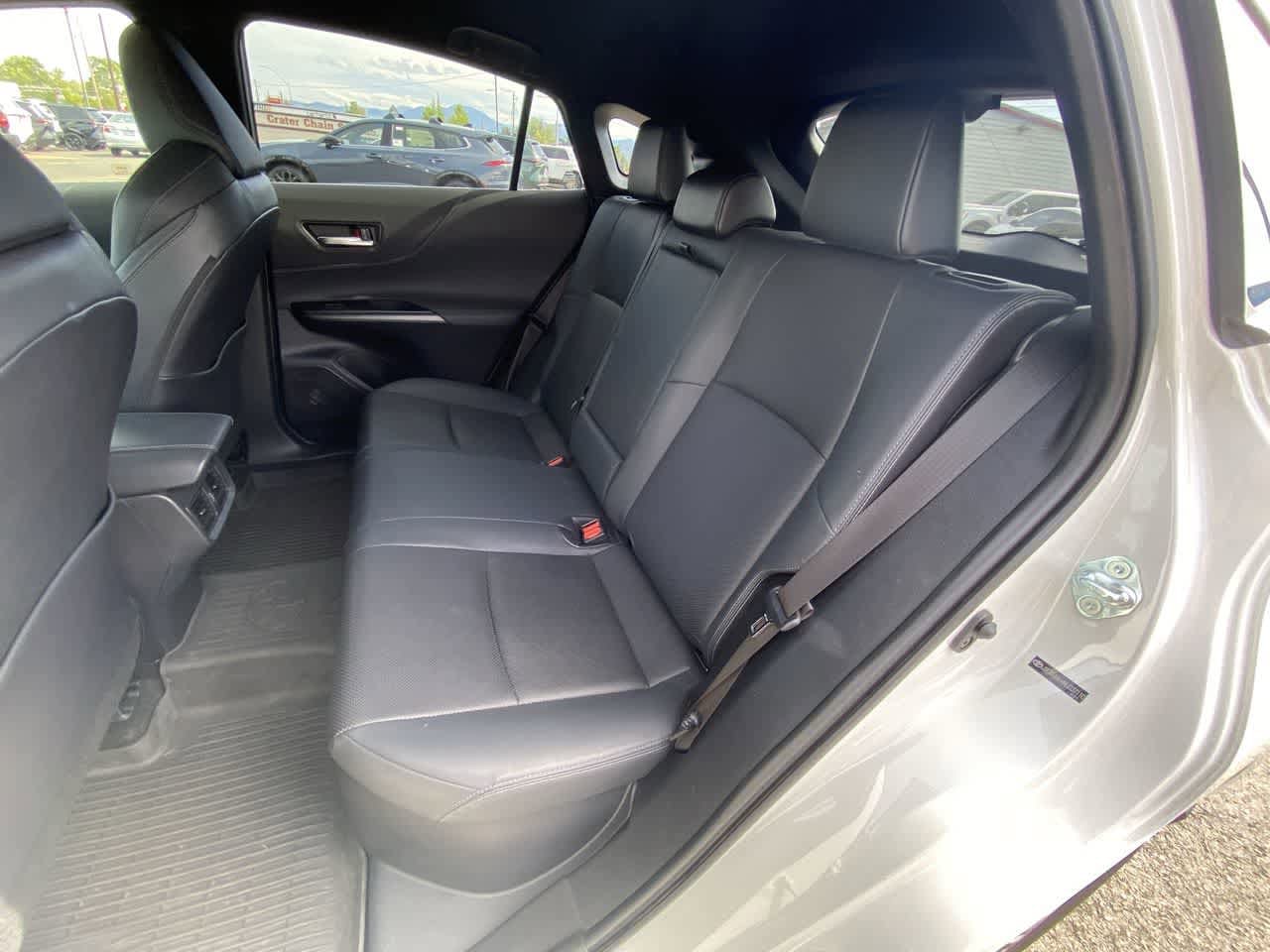Thumbnail: 2021 Toyota Venza - 22