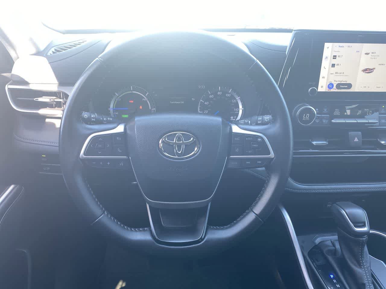 Thumbnail: 2024 Toyota Highlander - 14