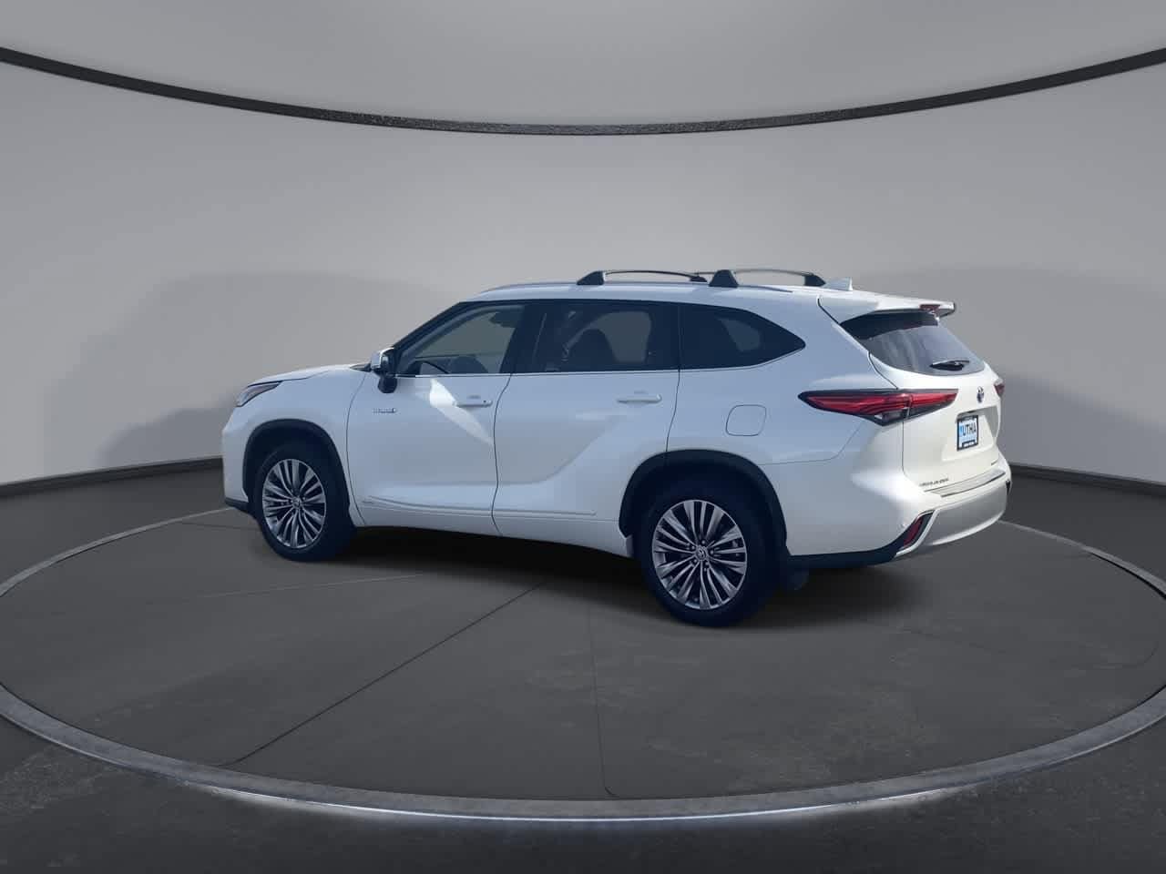 Thumbnail: 2020 Toyota Highlander - 7