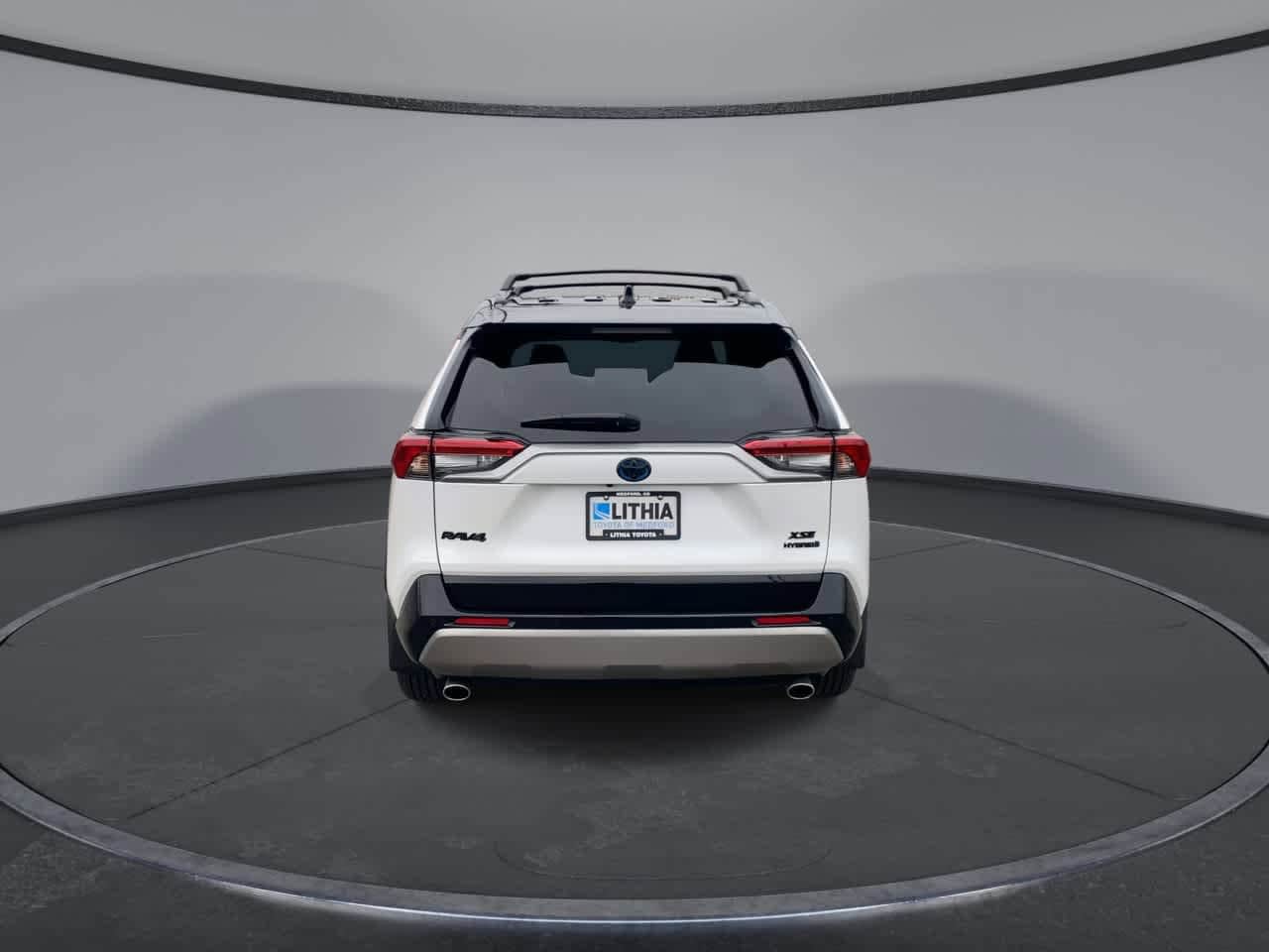 Thumbnail: 2024 Toyota RAV4 - 7