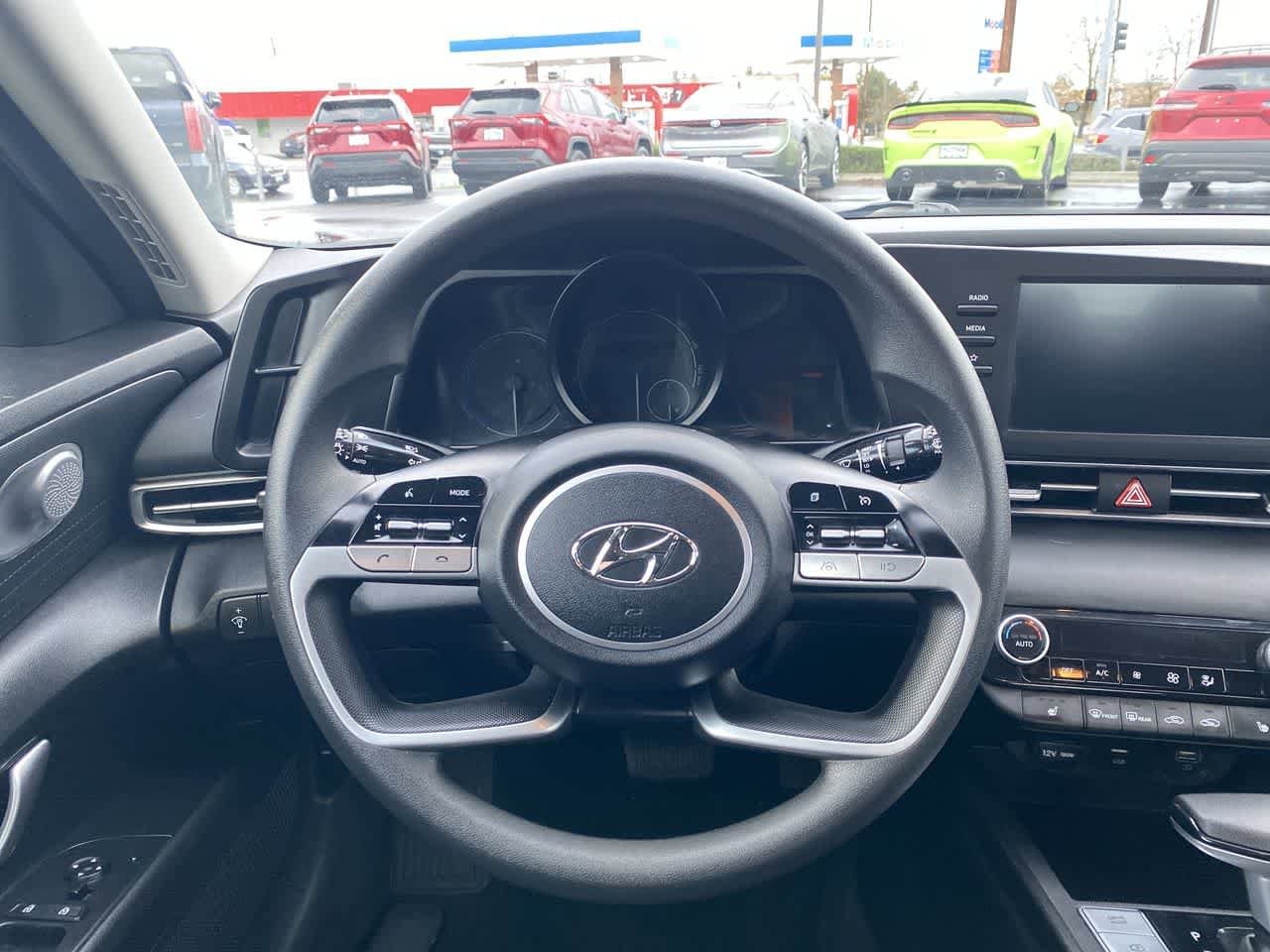 Thumbnail: 2023 Hyundai Elantra - 14