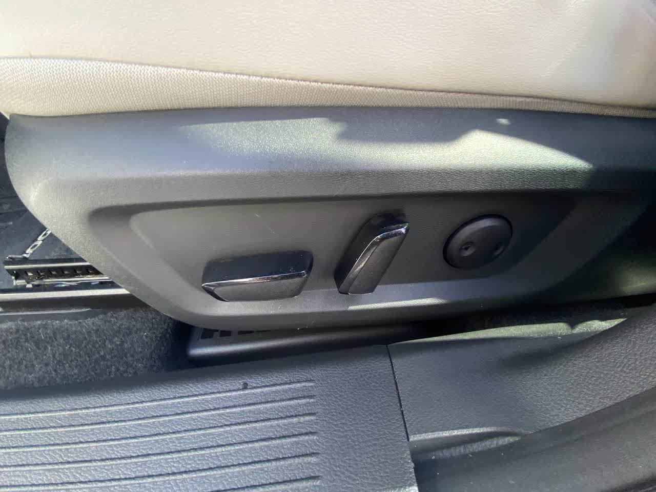 Thumbnail: 2023 Nissan Rogue - 12