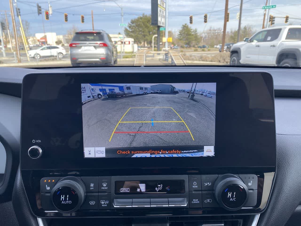 Thumbnail: 2025 Toyota Grand Highlander - 17