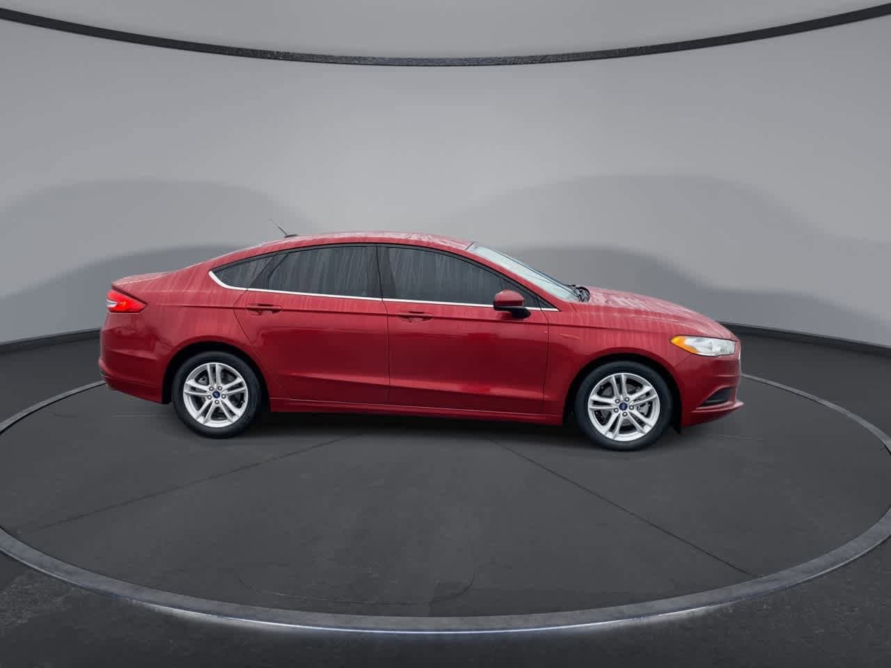 Thumbnail: 2018 Ford Fusion - 9