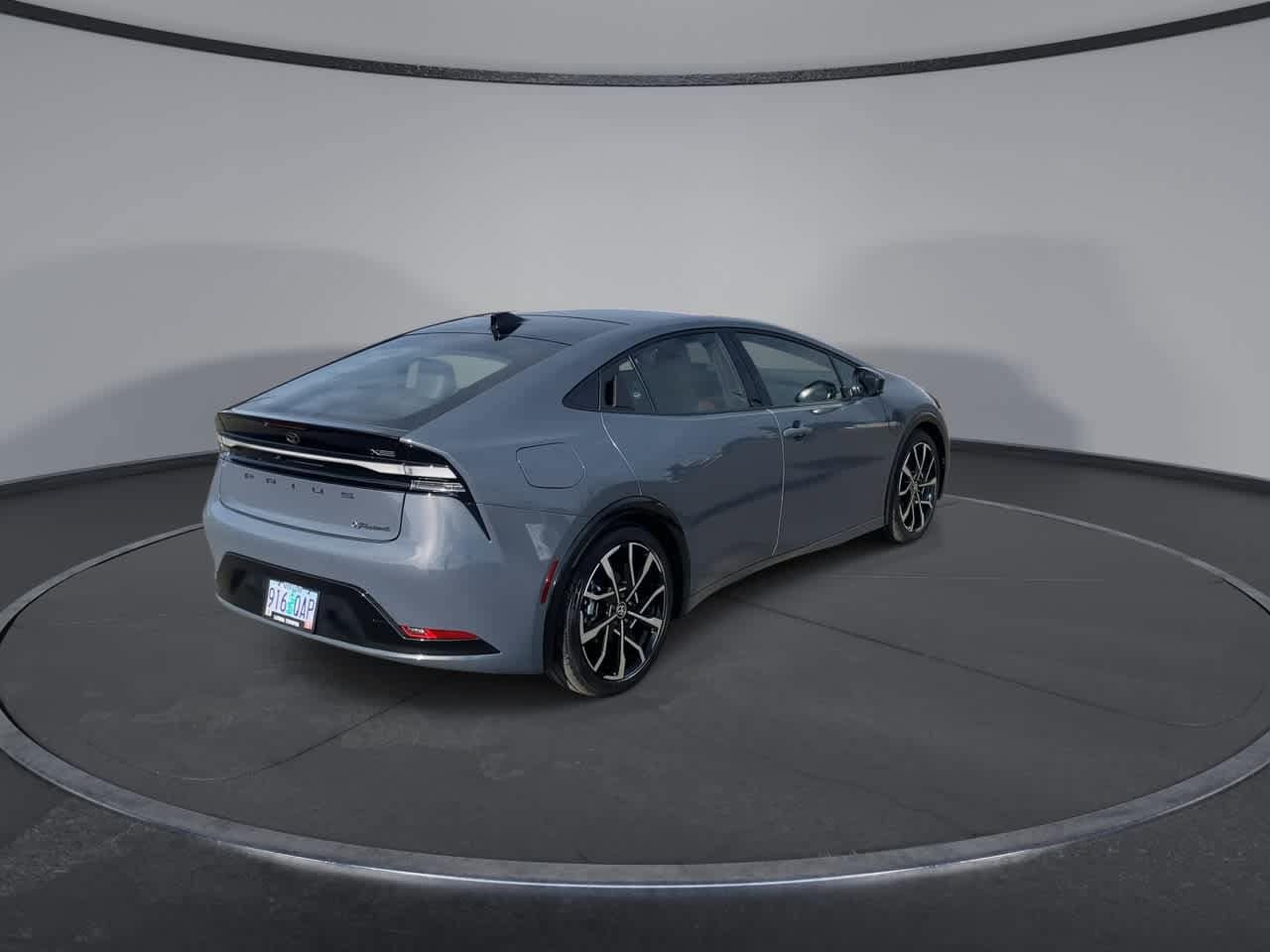 Thumbnail: 2024 Toyota Prius Prime - 8