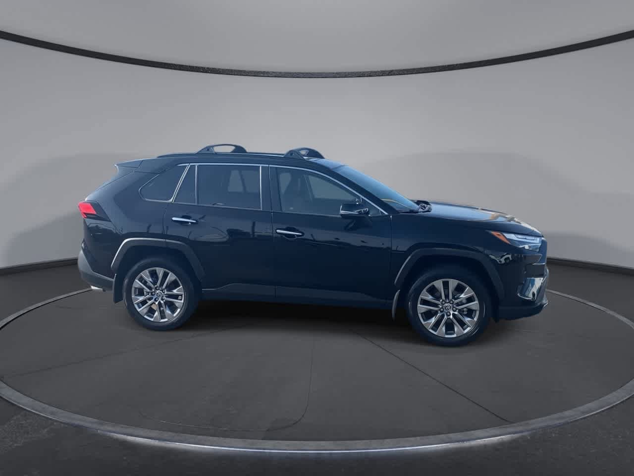 Thumbnail: 2025 Toyota RAV4 - 9