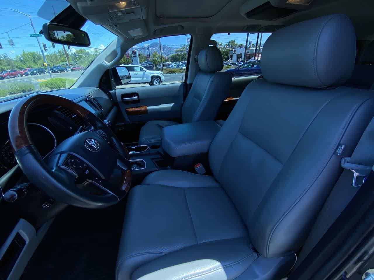 Thumbnail: 2020 Toyota Sequoia - 11