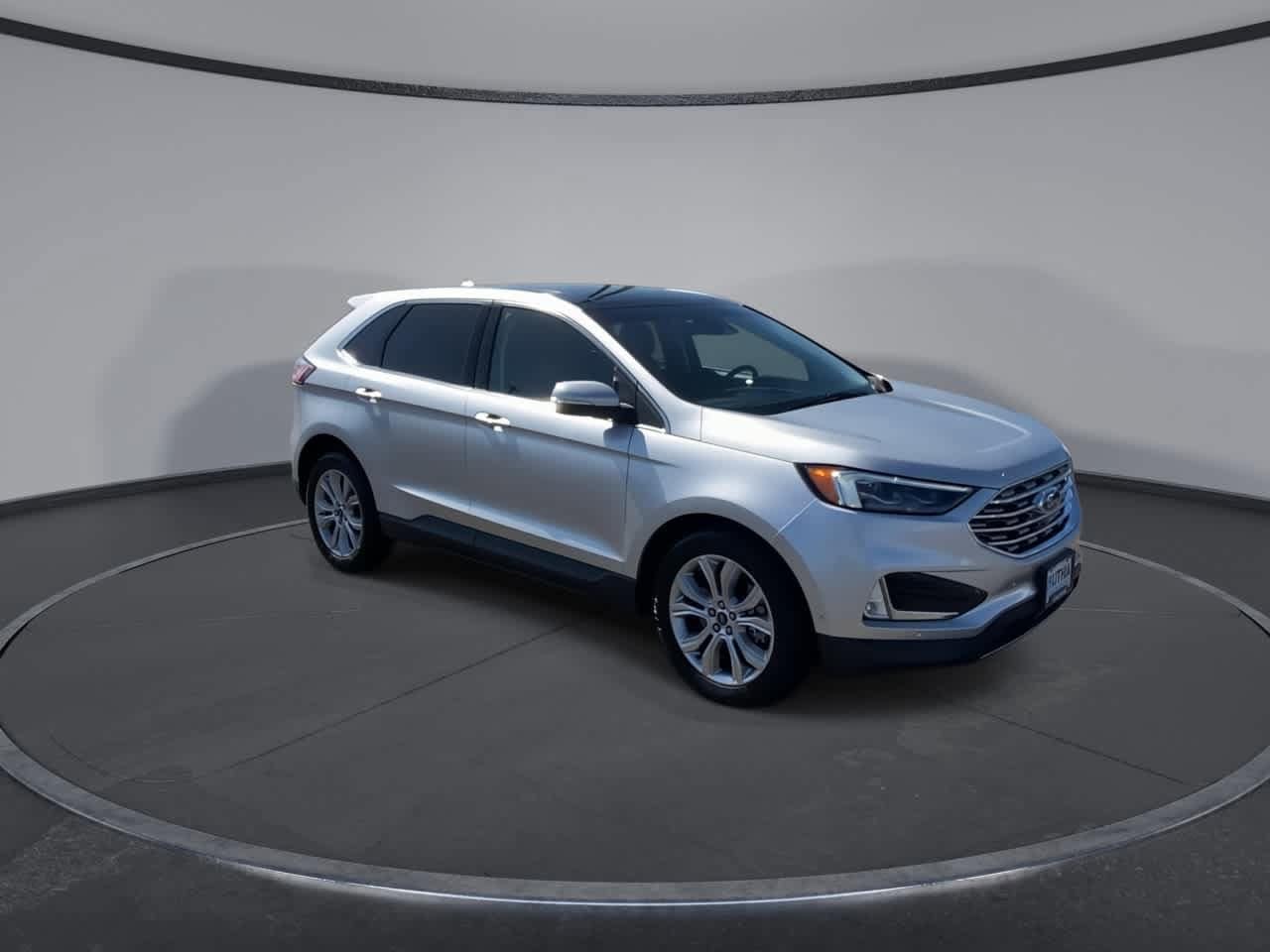 Thumbnail: 2019 Ford Edge - 2
