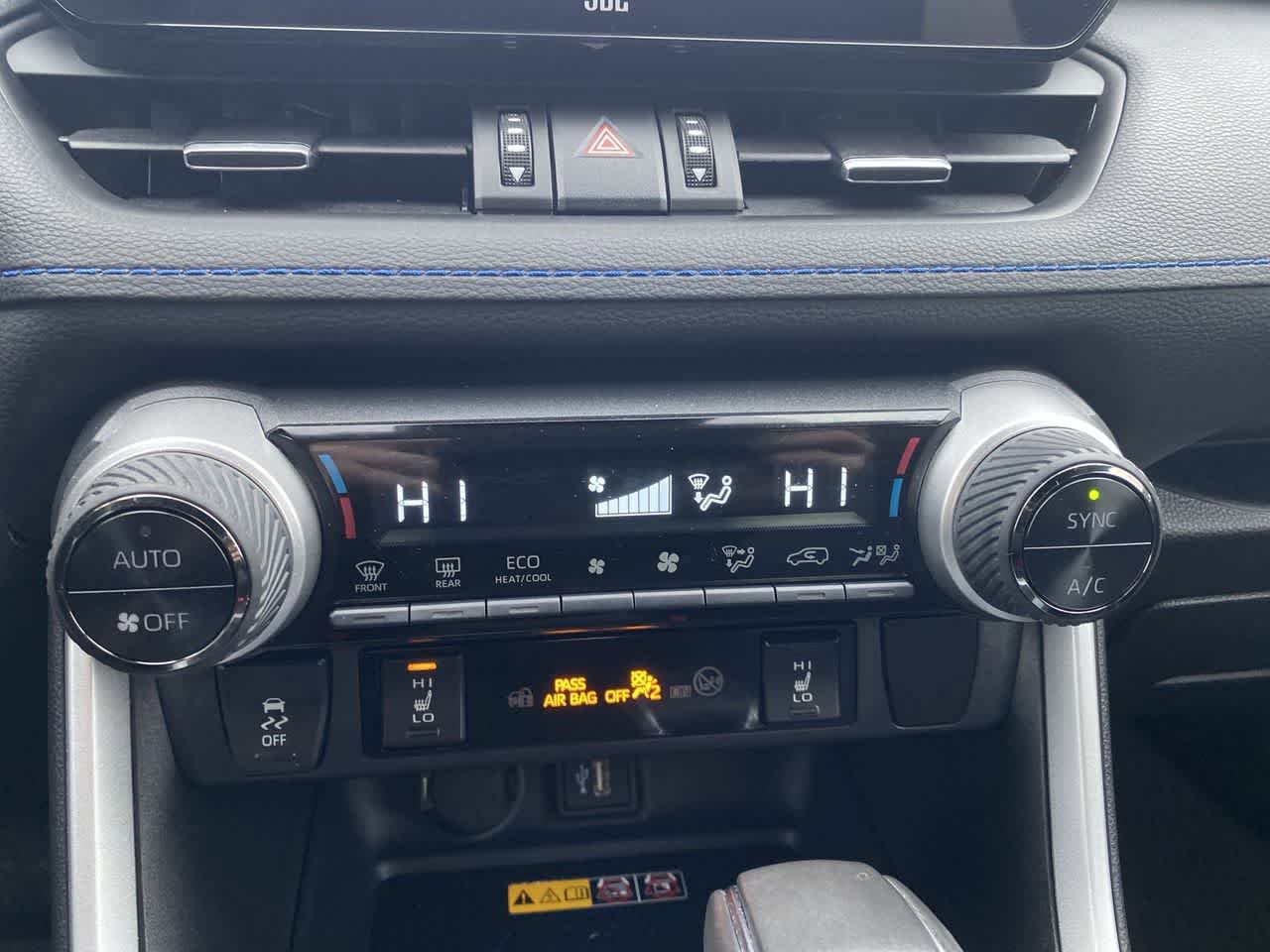 Thumbnail: 2024 Toyota RAV4 - 18