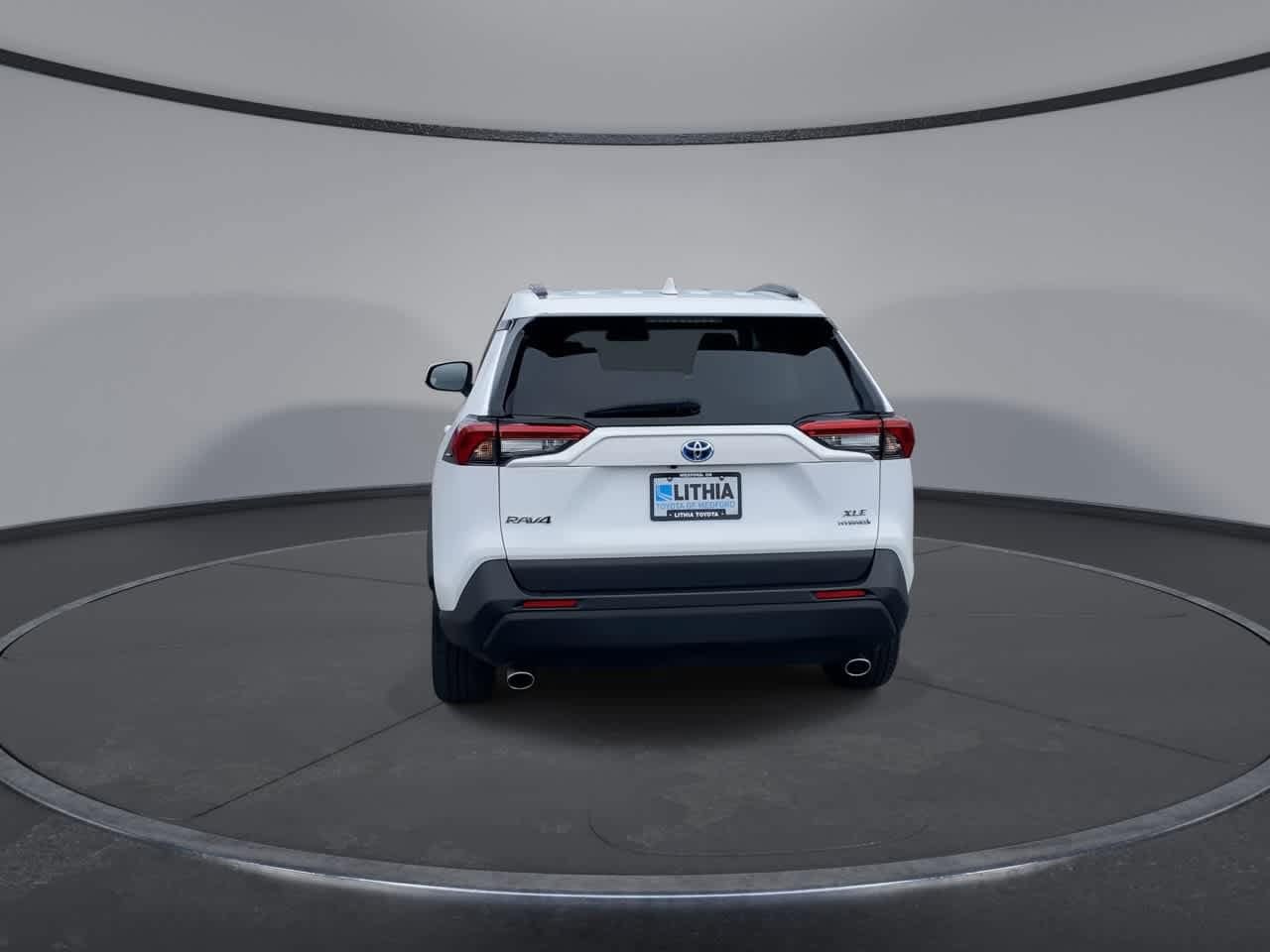 Thumbnail: 2022 Toyota RAV4 - 7