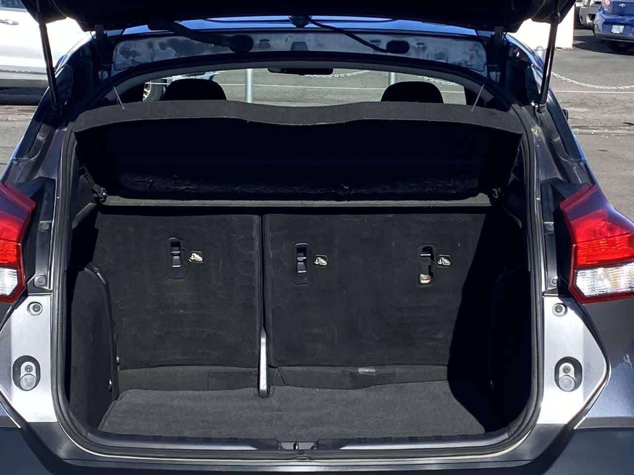 Thumbnail: 2018 Nissan Kicks - 21